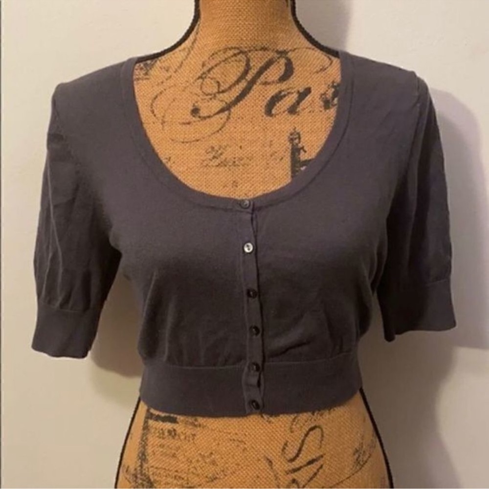 Old Navy Black Short Sleeve Crop Blouse size M